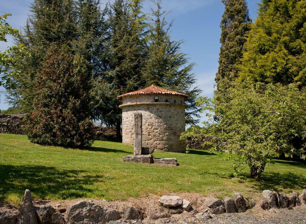 Jardines Pazo A Fabrica Pension Celanova Buitenkant foto